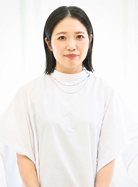 石井舞
